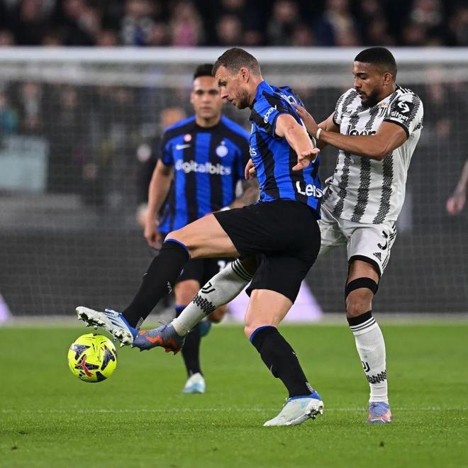 但评判这个 但评判这个